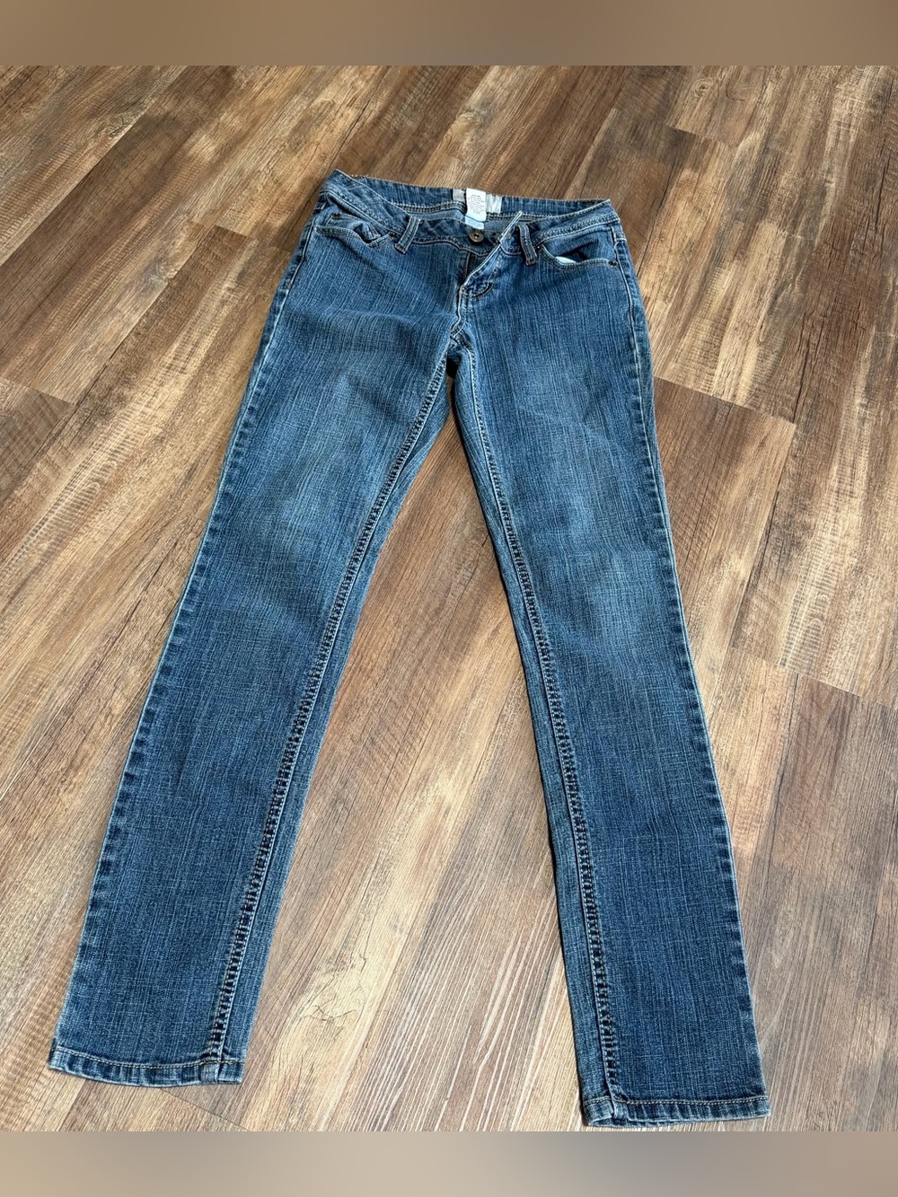 5/$25 Women’s Jeans